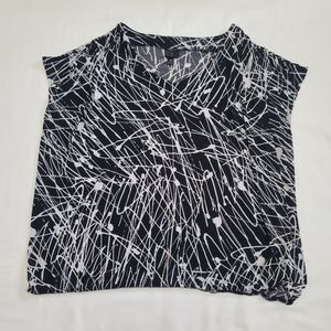 Worthington Black & White Print Short Sleeve Top Size 2X; Used